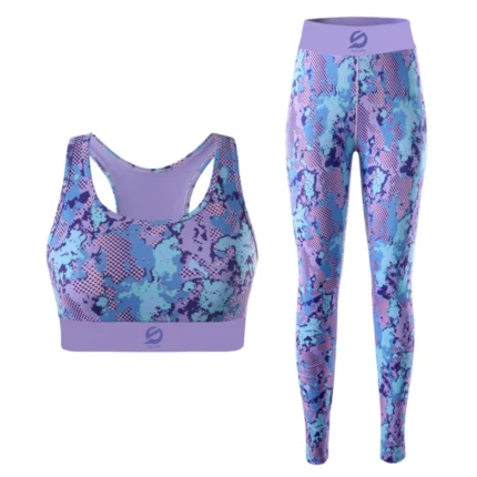 Legging Set Donna in blue and purple camouflage design with high-waist leggings and racerback sports bra for gym and yoga.